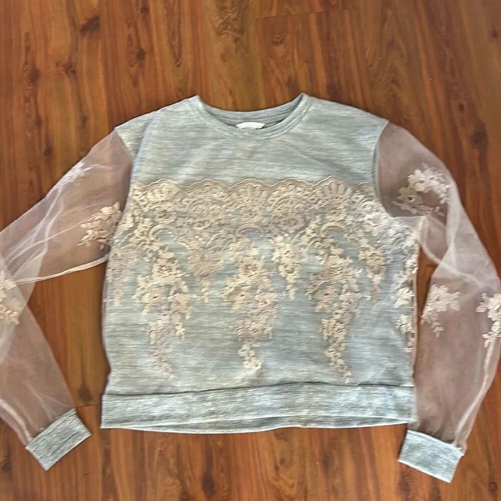 H&M Gray sweatshirt with lace overlay and sheer sleeves size large